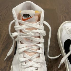 Nike Blazer Mid ‘77 Vintage womens shoes